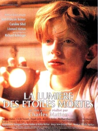 Movie poster for La Lumière des étoiles mortes