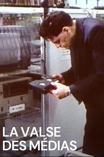 Movie poster for La Valse des médias