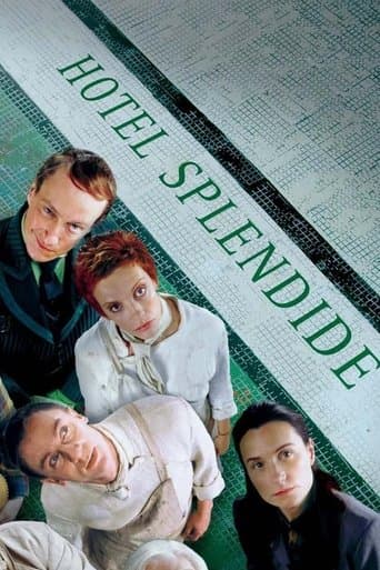 Movie poster for Hotel Splendide